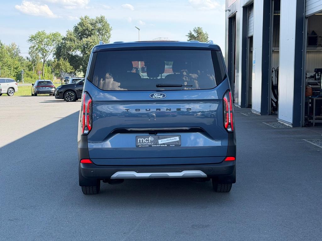 Ford Tourneo Custom 2025