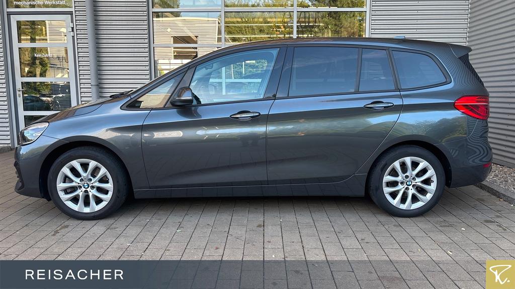 BMW 218 2022