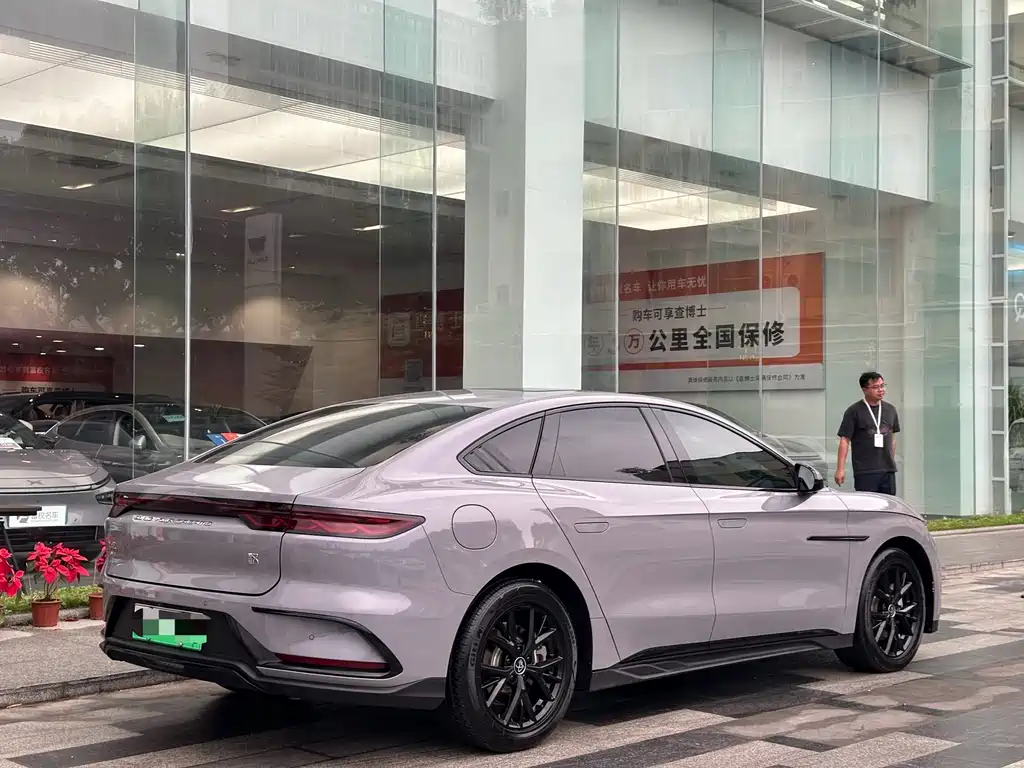 BYD Han 2025