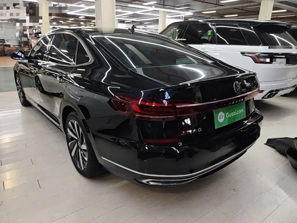 Volkswagen Passat 2024