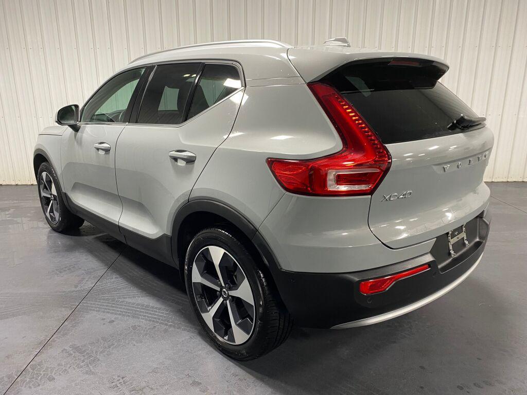 Volvo XC40 2024