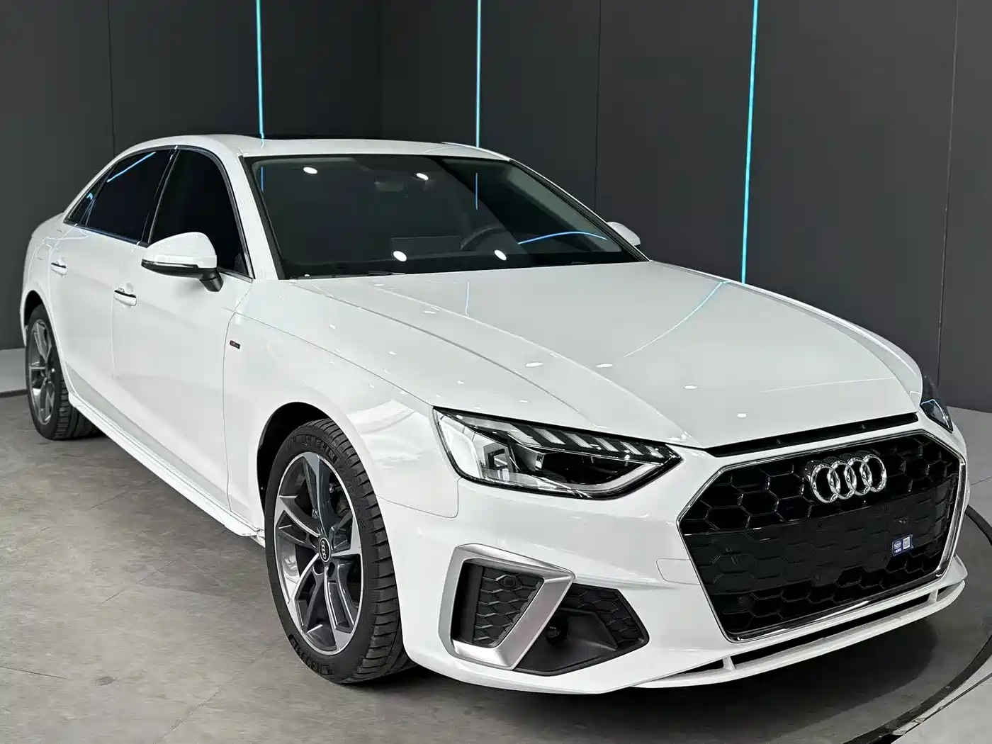 Audi A4 2023