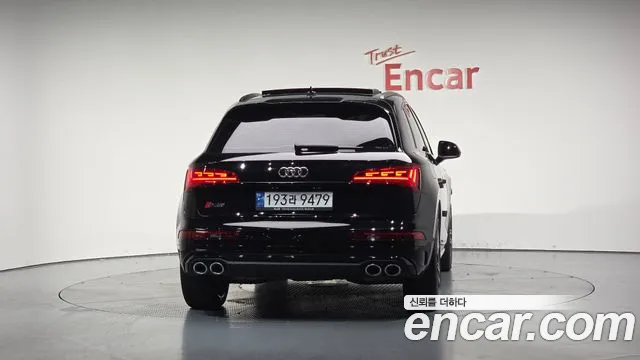 Audi SQ5 2022