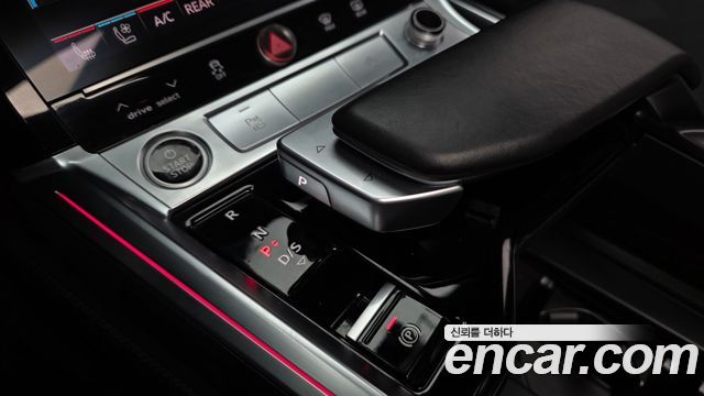 Audi e-tron 2021