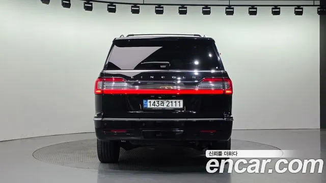 Lincoln Navigator 2021