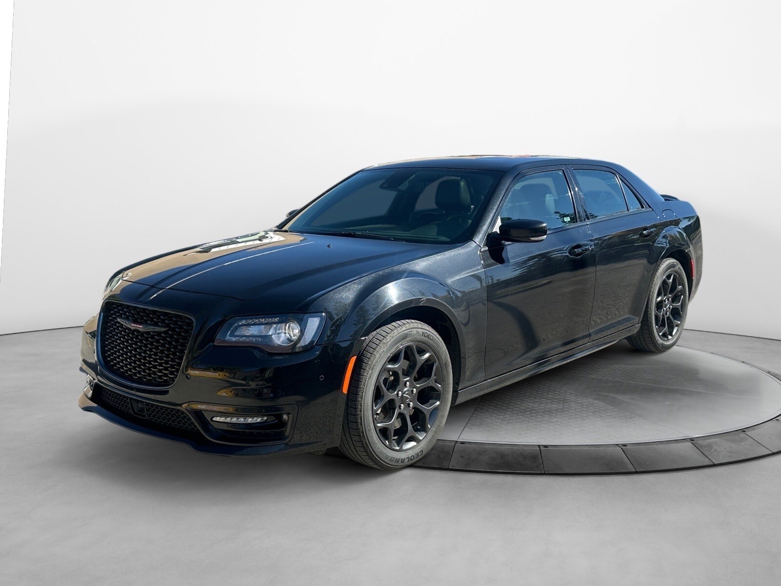 Chrysler 300 2023