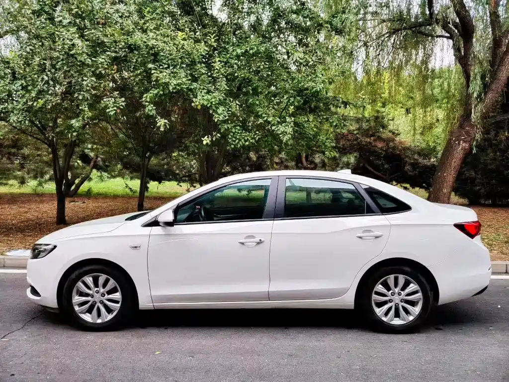 Buick Excelle 2021