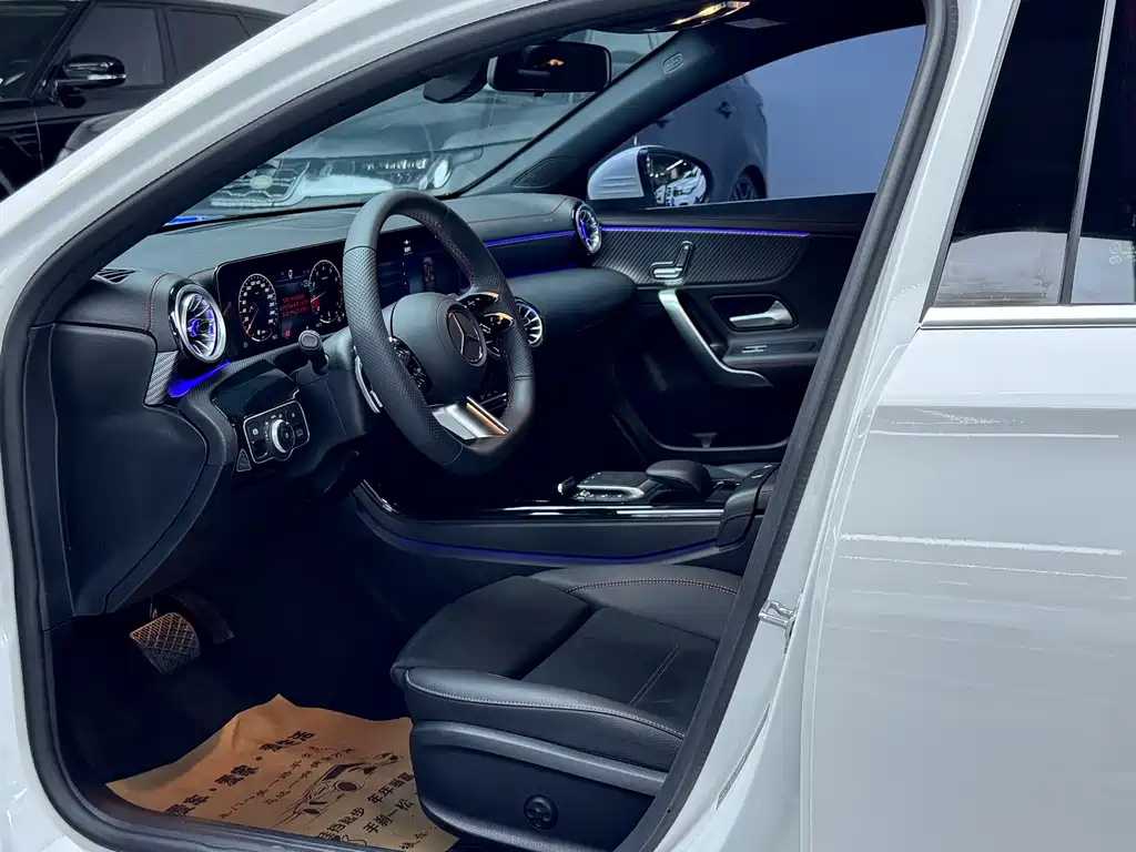 Mercedes-Benz A-Класс 2023