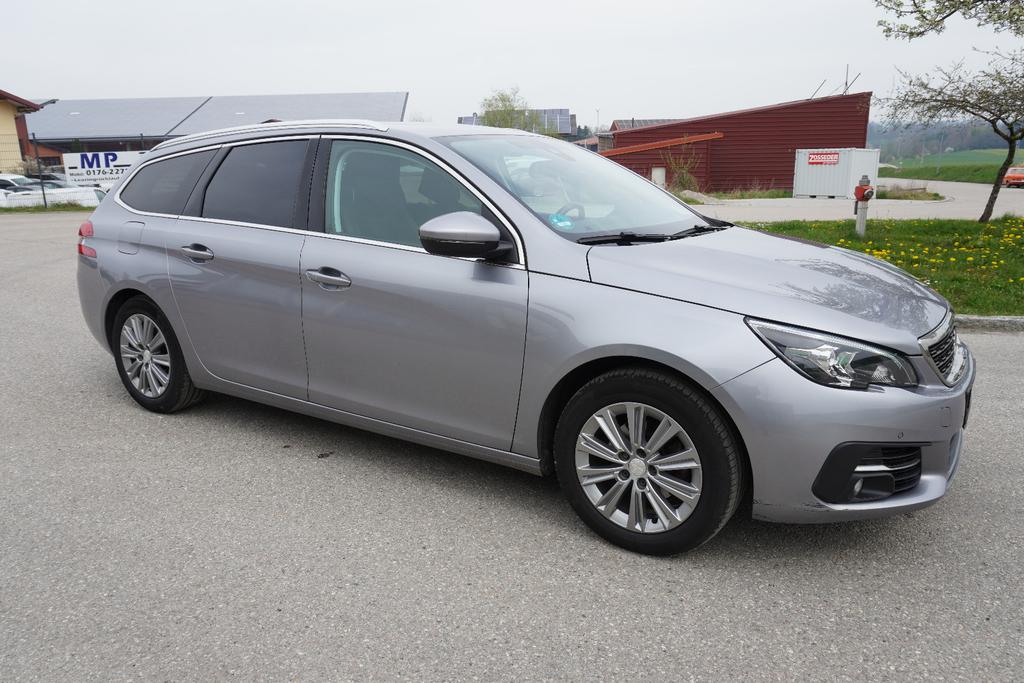 Peugeot 308 2021