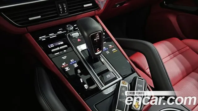 Porsche Cayenne 2023