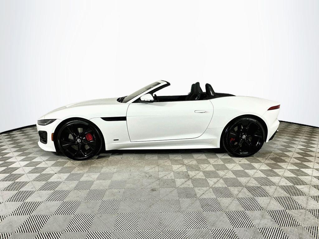 Jaguar F-Type 2024