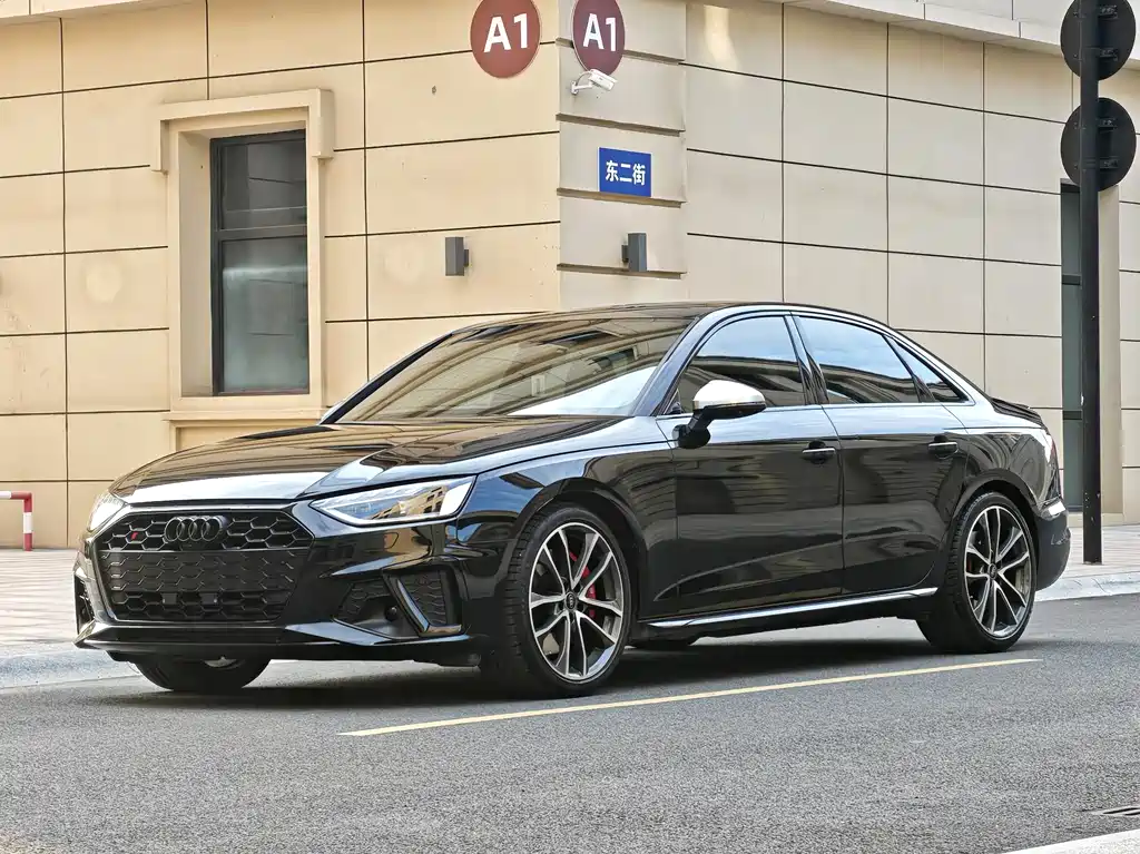 Audi S4 2024