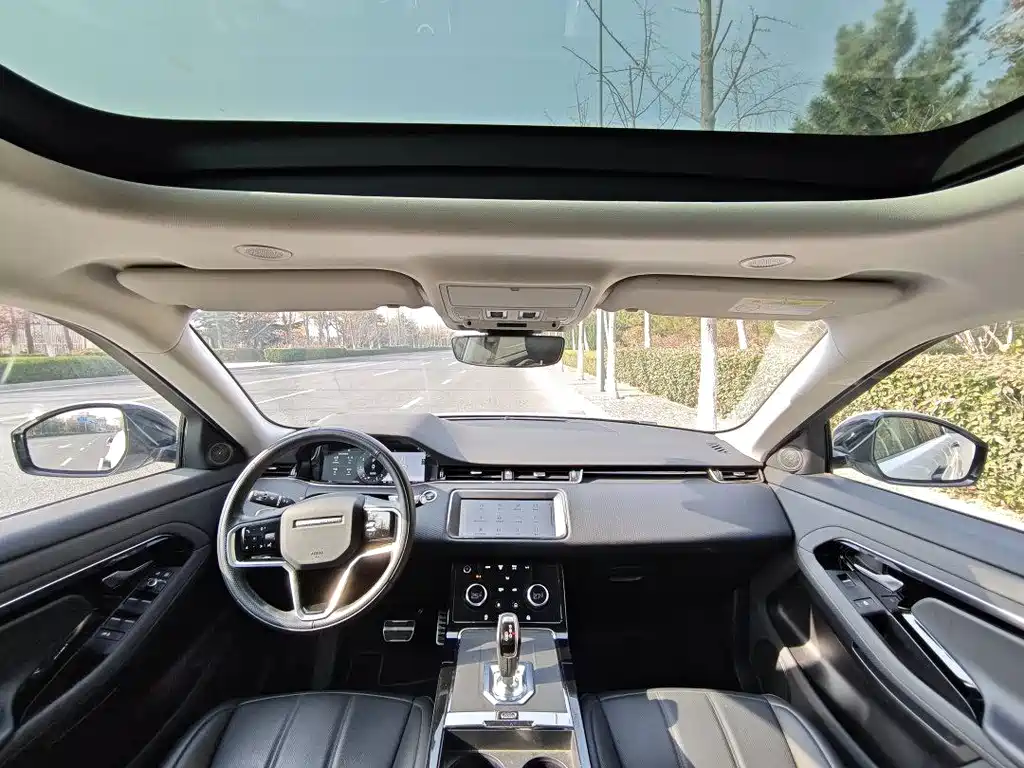 Land Rover Range Rover Evoque 2023