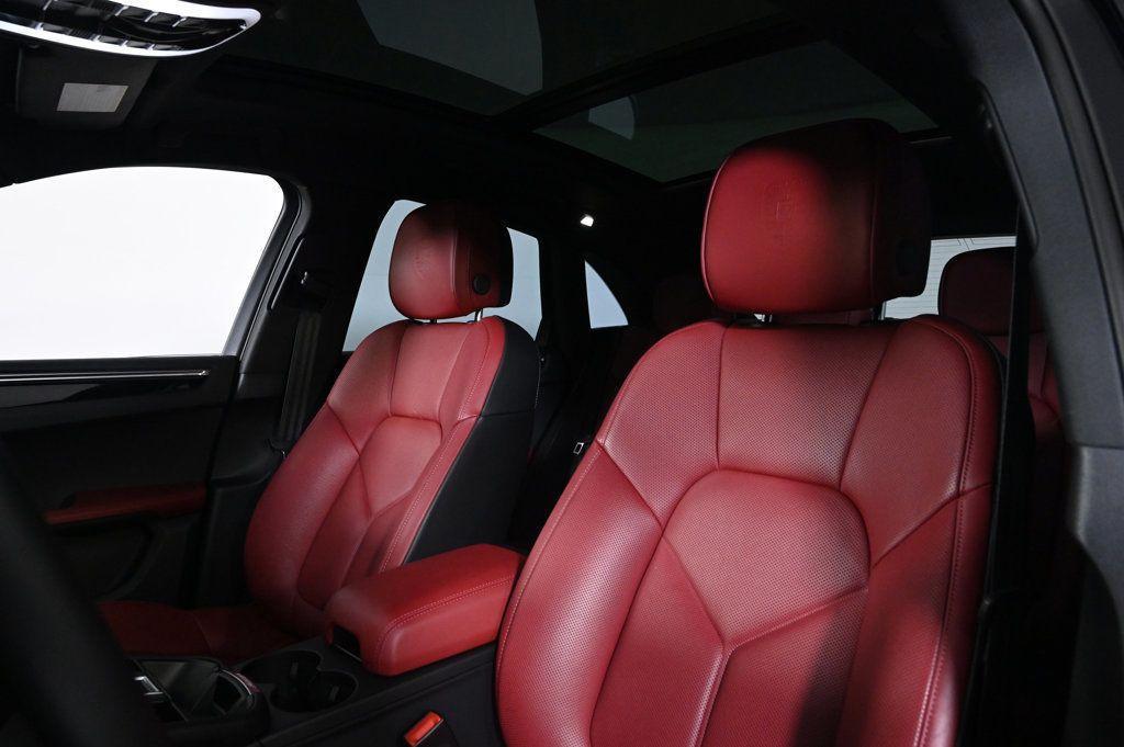 Porsche Macan 2025