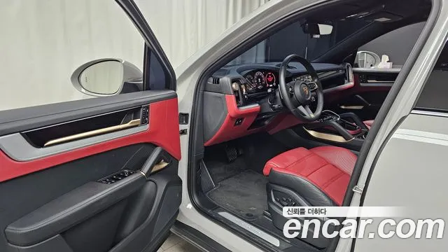 Porsche Cayenne 2024