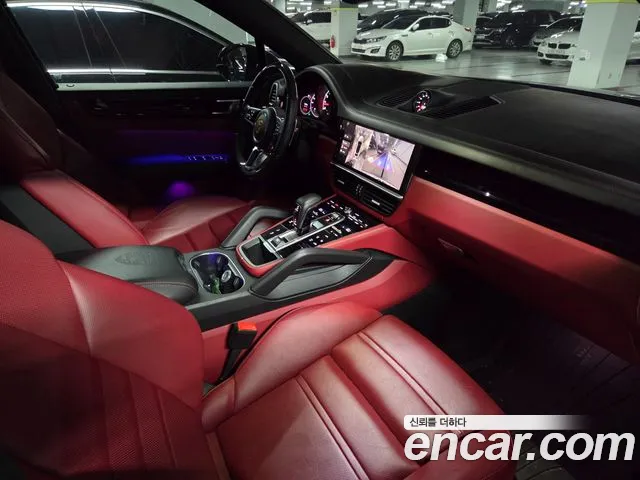 Porsche Cayenne 2021