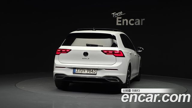 Volkswagen Golf 2023