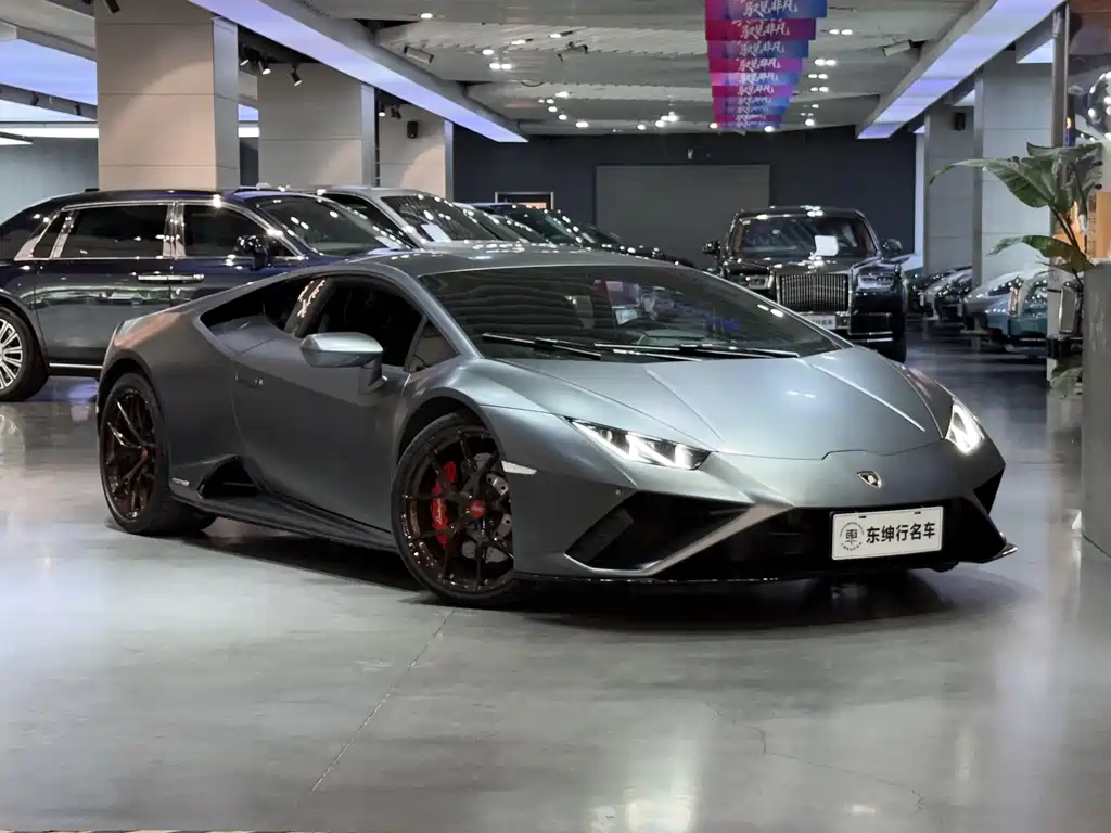 Lamborghini Huracán 2021