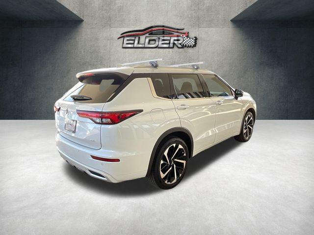 Mitsubishi Outlander 2023