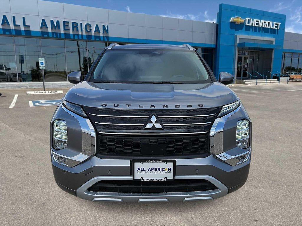 Mitsubishi Outlander 2024