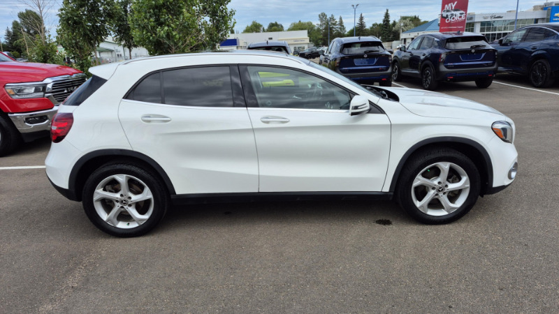 Mercedes-Benz GLA 2020