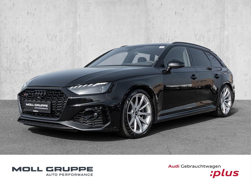 Audi RS4 2023