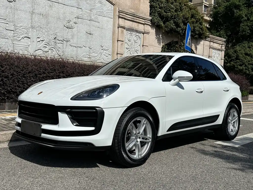 Porsche Macan 2024