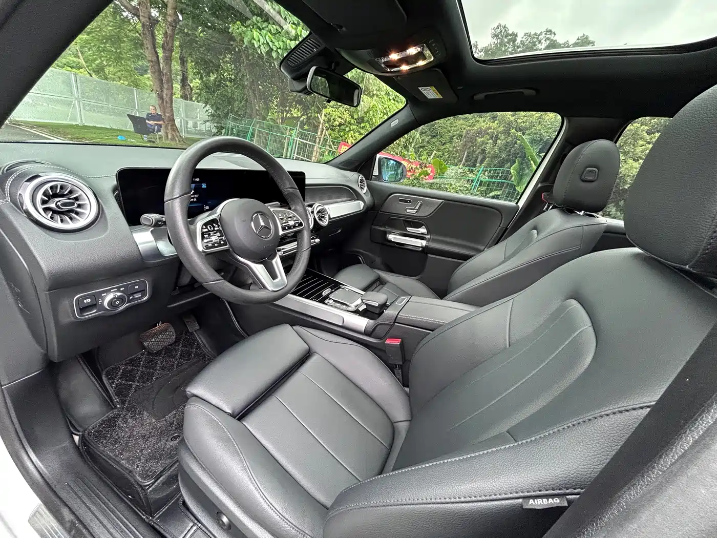 Mercedes-Benz EQB 2024