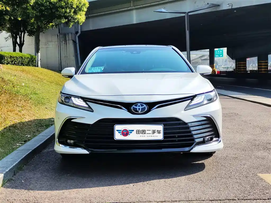 Toyota Camry 2022