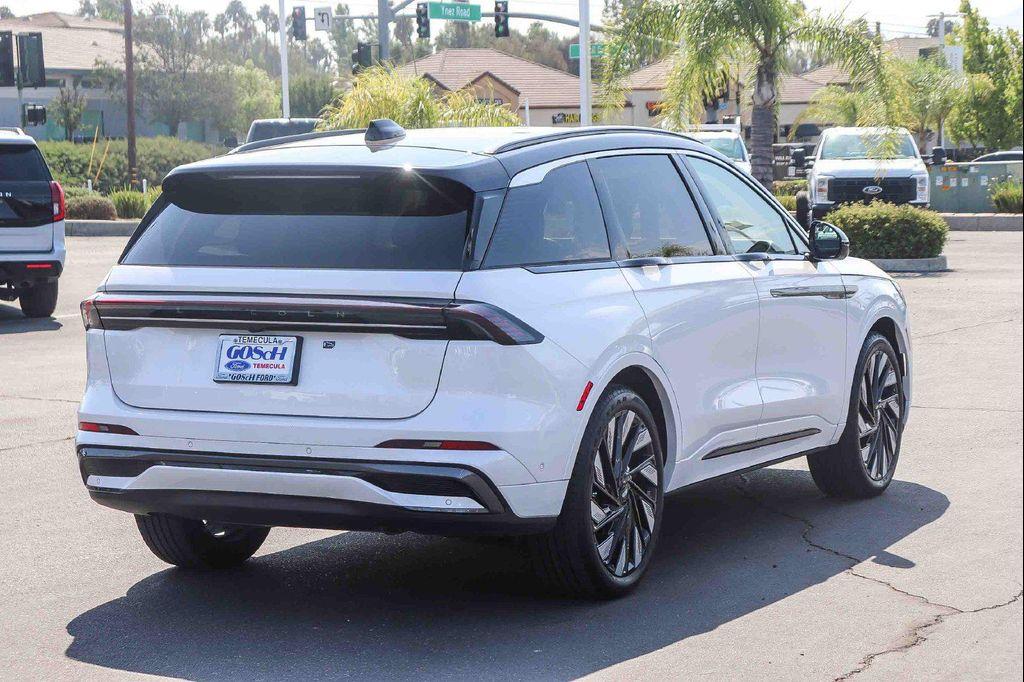 Lincoln Nautilus 2024