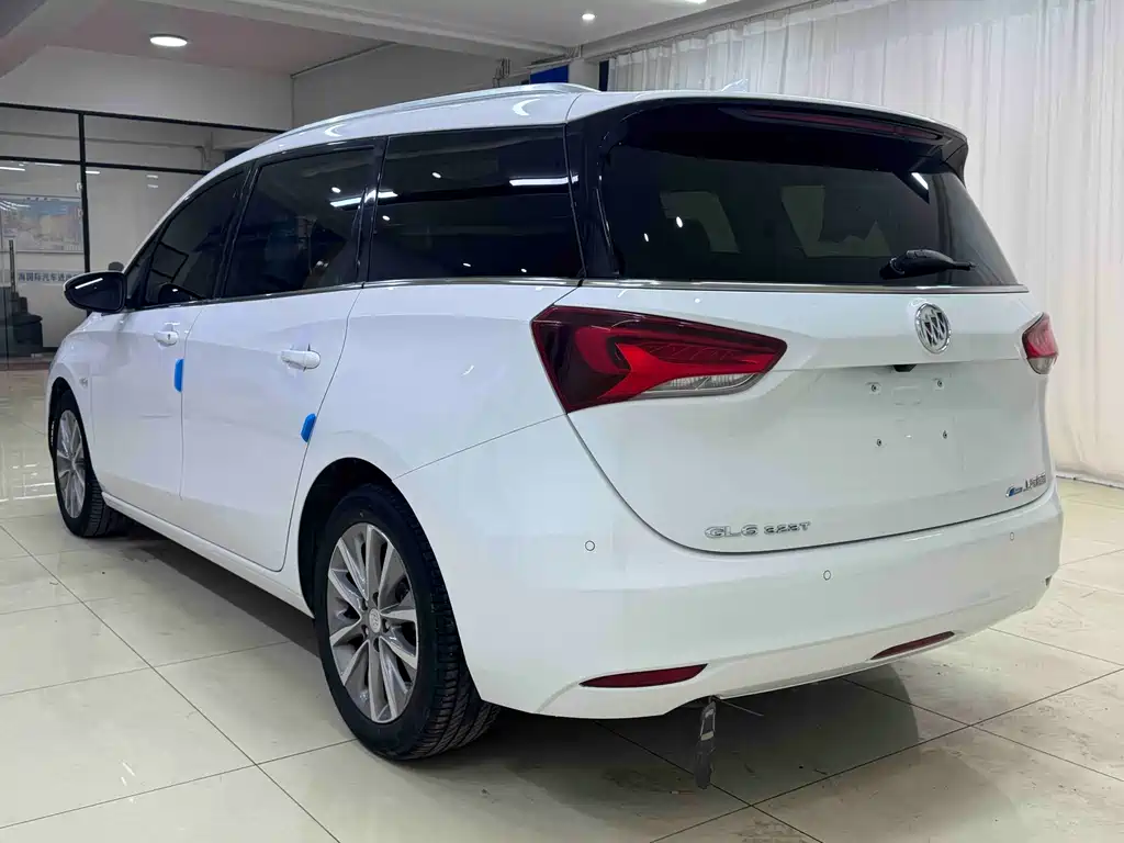 Buick GL6 2022