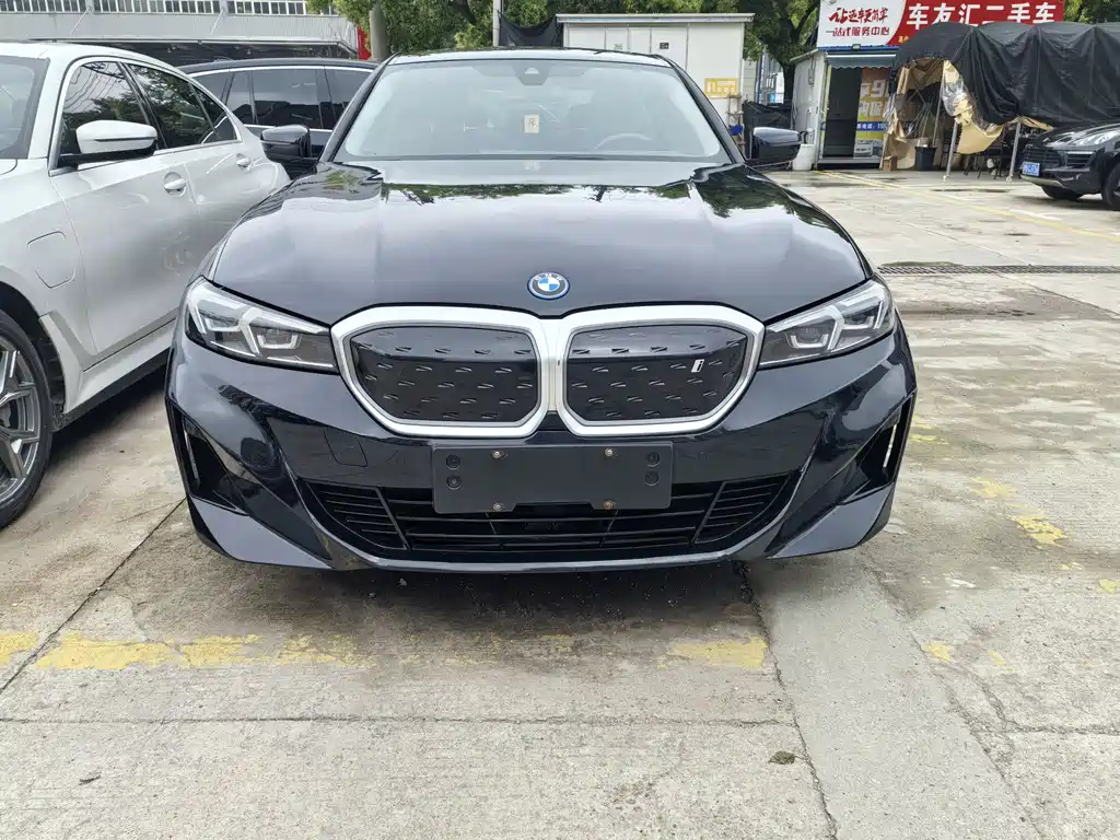 BMW i3 2023