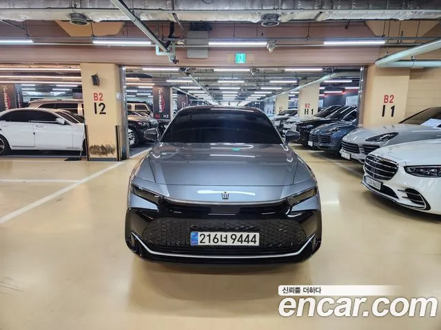 Toyota Crown 2023