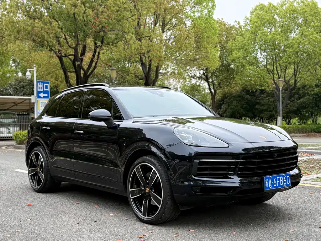 Porsche Cayenne 2022