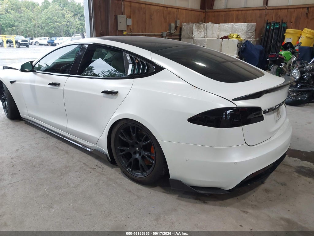 Tesla Model S 2022