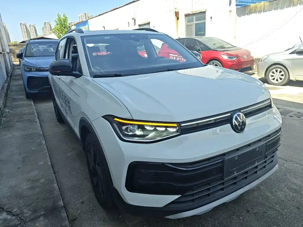 Volkswagen Tharu 2025