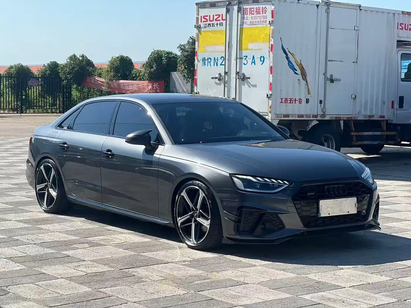 Audi A4 2025