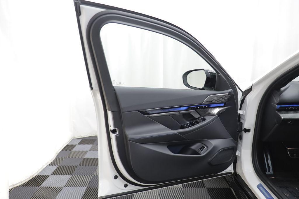 BMW i5 2026