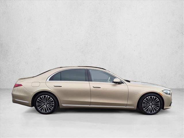 Mercedes-Benz S-Класс 2022
