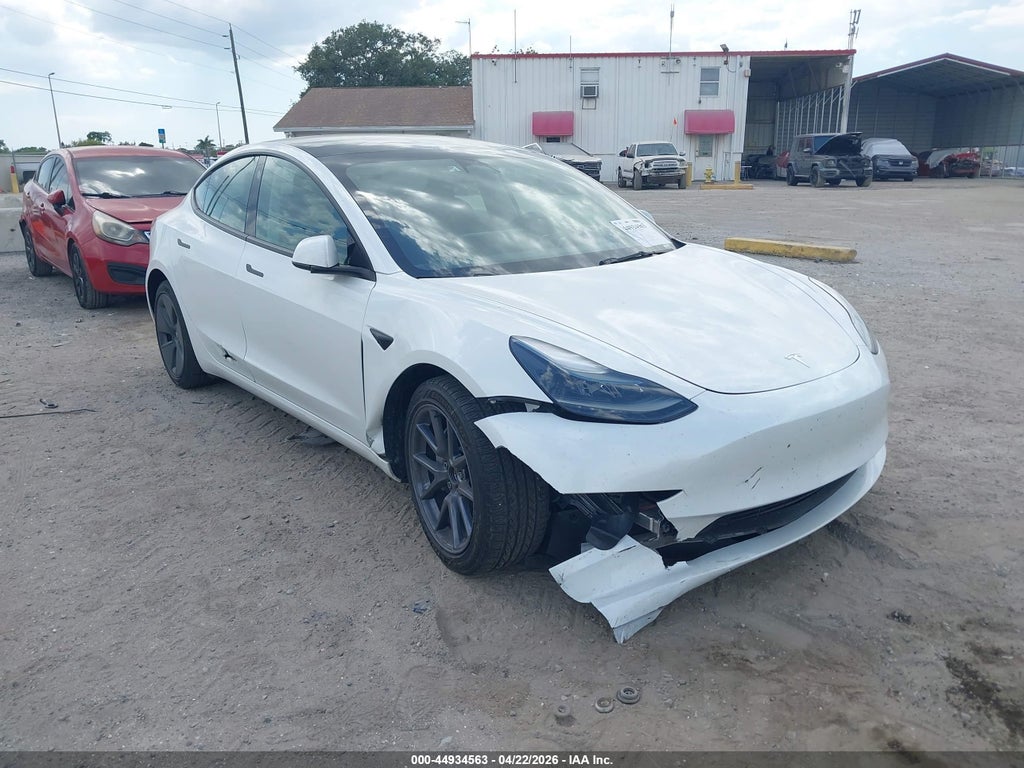 Tesla Model 3 2023