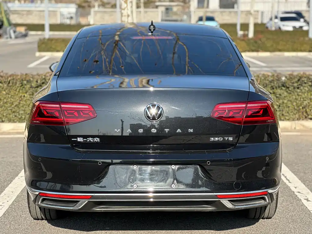 Volkswagen Magotan 2021