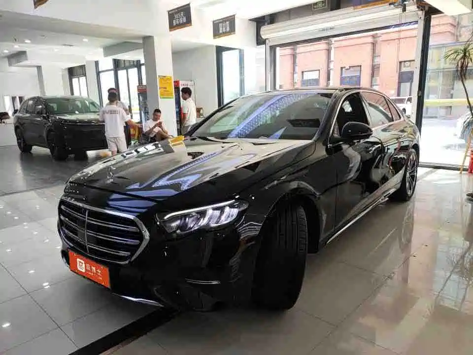 Mercedes-Benz E-Класс 2025