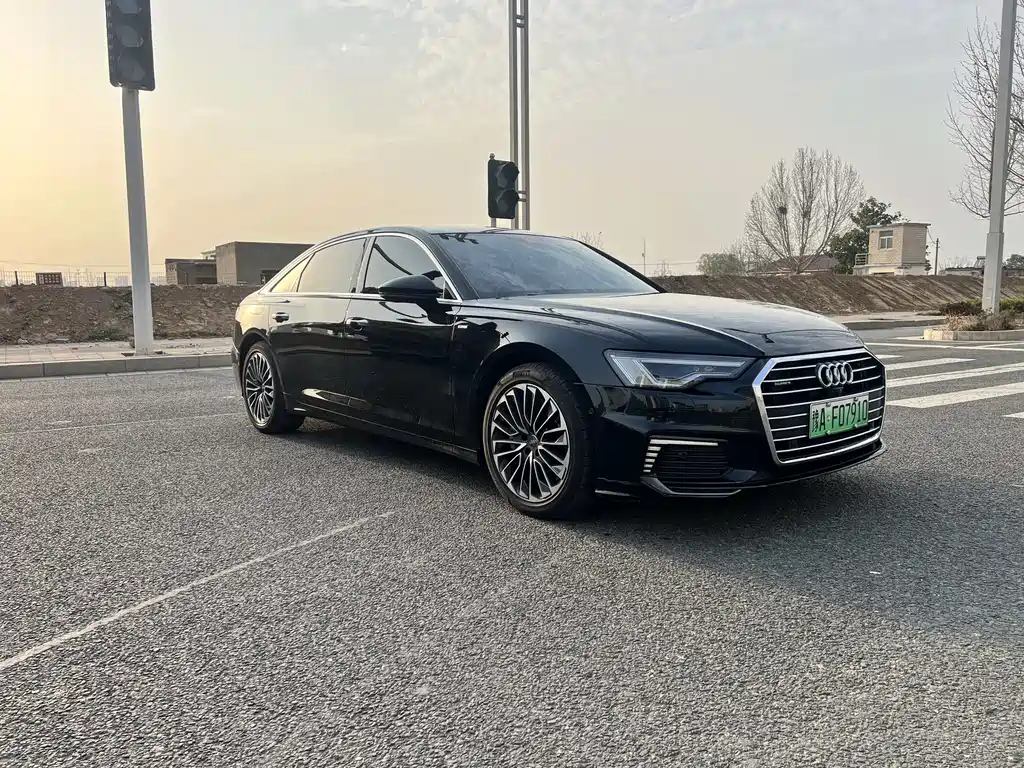Audi e-tron 2021