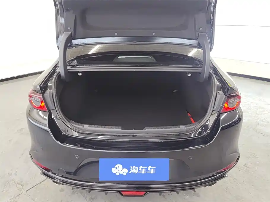 Mazda 3 2024