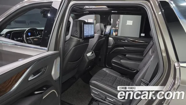 Cadillac Escalade 2021