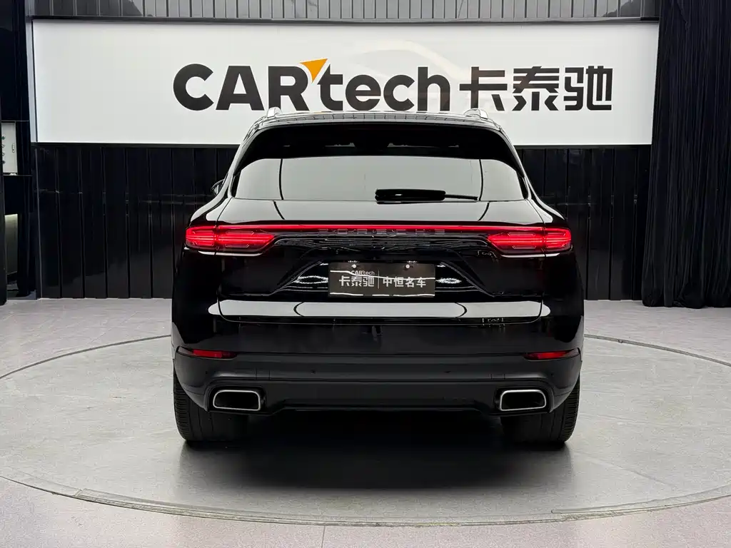 Porsche Cayenne 2022