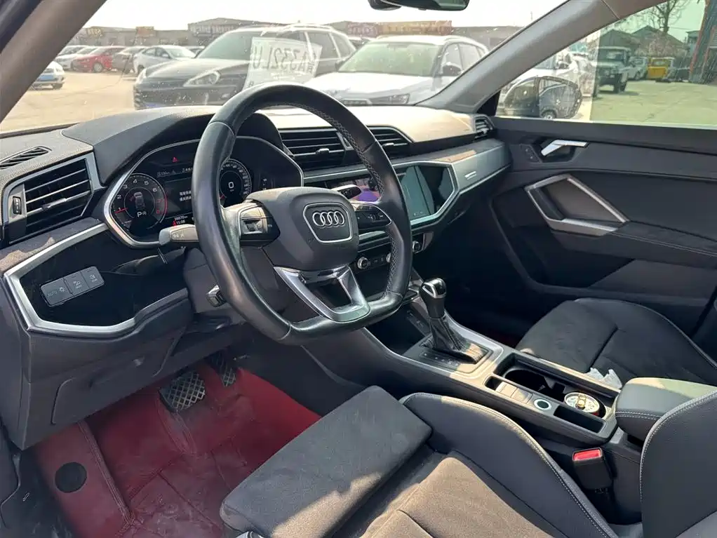 Audi Q3 2022