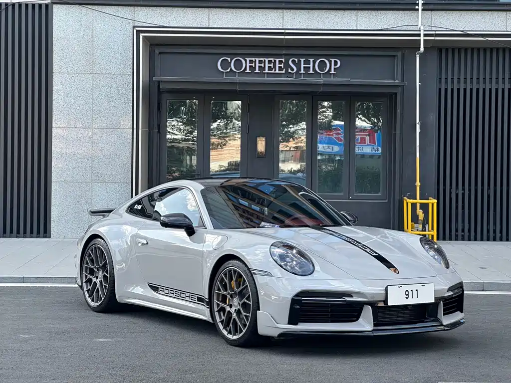 Porsche 911 2024