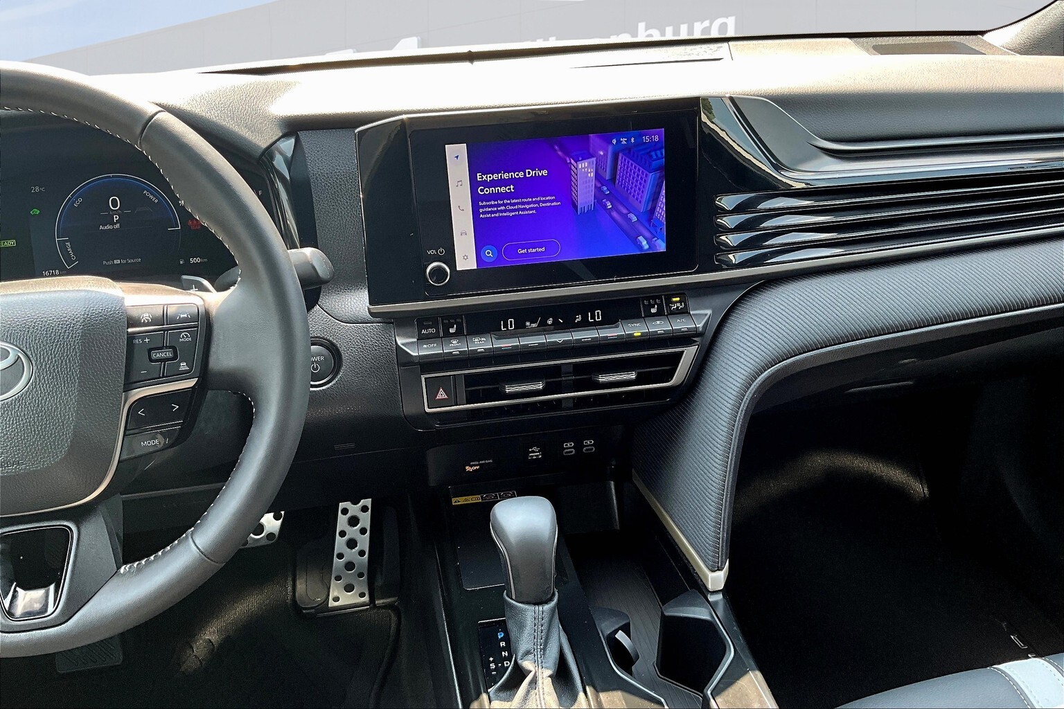 Toyota Camry 2025