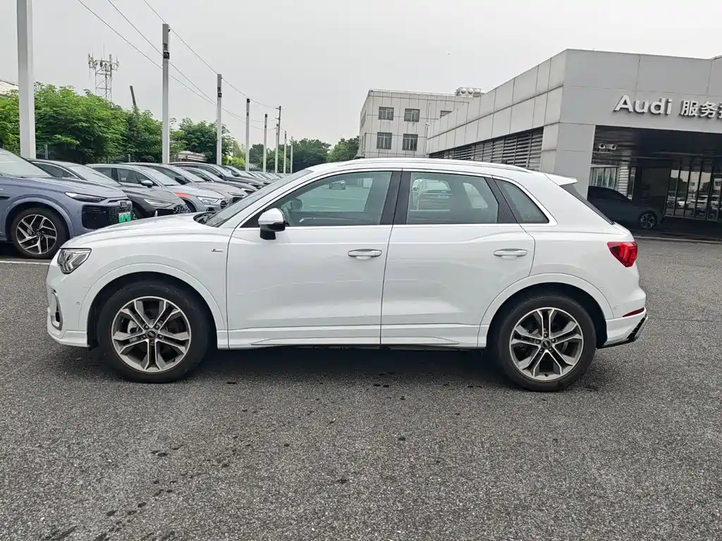 Audi Q3 2024